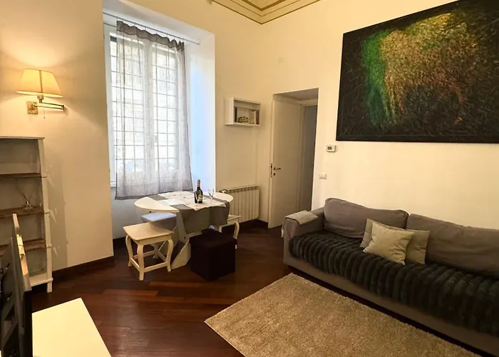Cozy Near Colosseum